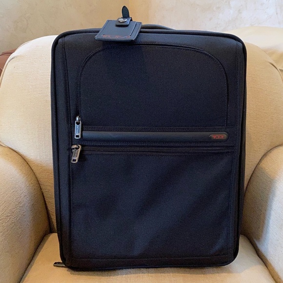 Tumi Handbags - Tumi 2 Wheeled Compact Carry-On with Laptop Insert